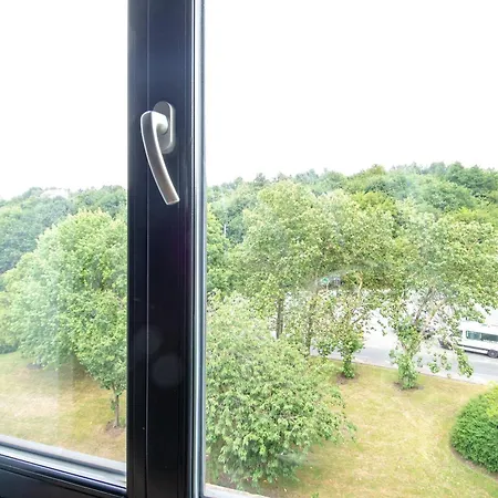 Stylish 2bed Centre Flat Parking *