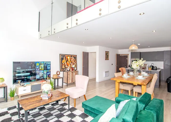 Apartment - Sleeps 4 - Parking - Workspace *