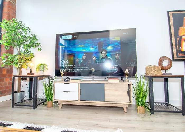 - Sleeps 4 - Parking - Workspace *